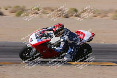 media/Dec-10-2023-SoCal Trackdays (Sun) [[0ce70f5433]]/Turn 9 Inside Set 2 (1115am)/